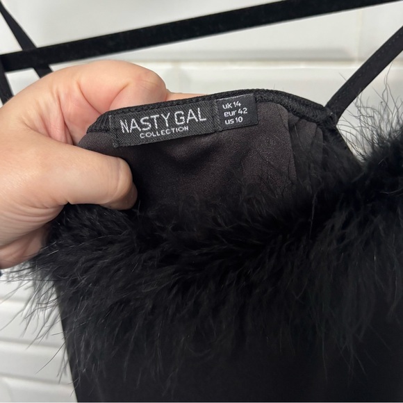 Nasty Gal Women’s Black Bodycon Dress with Faux Fur Neckline - Picture 4 of 4